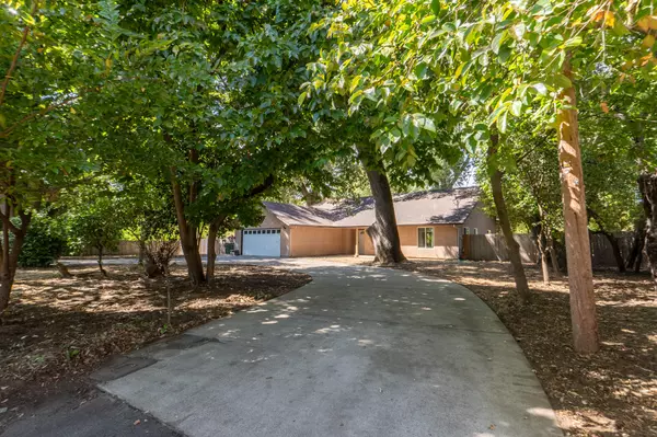 Redding, CA 96001,3128 Island DR