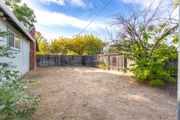 Red Bluff, CA 96080,1515 Valerie WAY