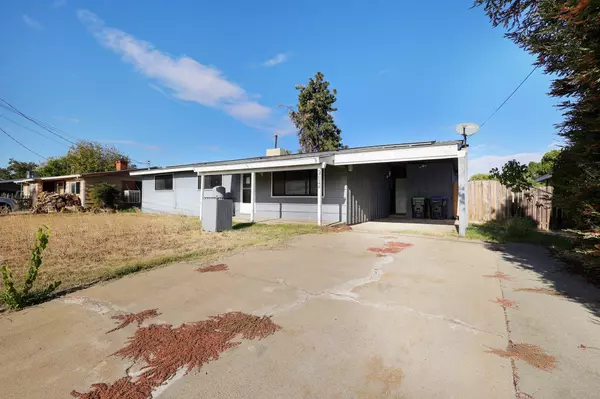 22144 Solar DR, Red Bluff, CA 96080