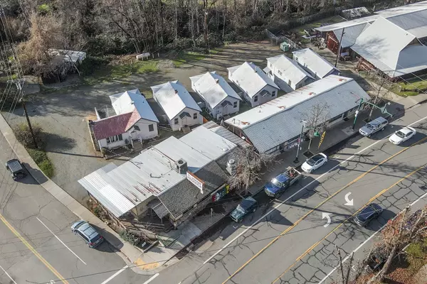 Weaverville, CA 96093