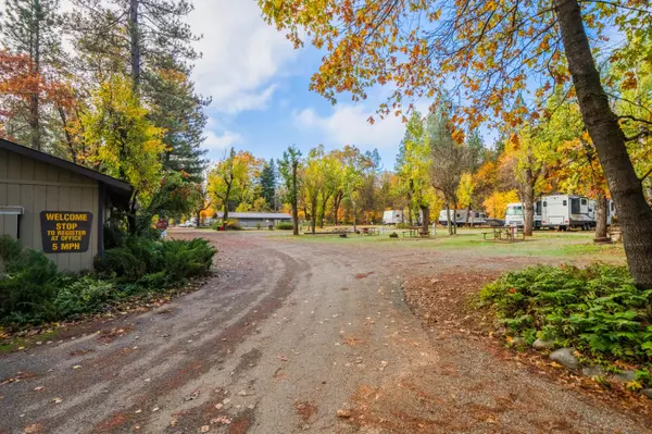 Lakehead, CA 96051,20433 Lakeshore DR