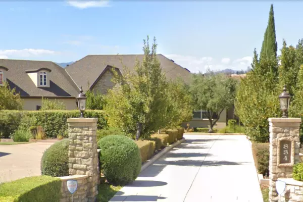 Redding, CA 96001,834 Palatine CT