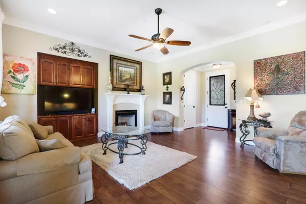 Anderson, CA 96007,4714 Pleasant Hills DR