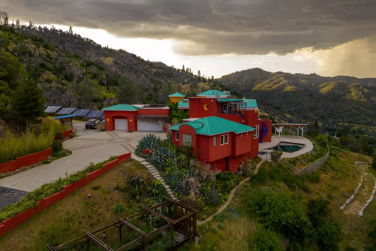 Redding, CA 96001,15000 Middletown Park DR