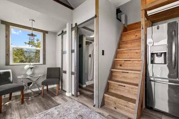 Redding, CA 96001,15938 Highland CIR