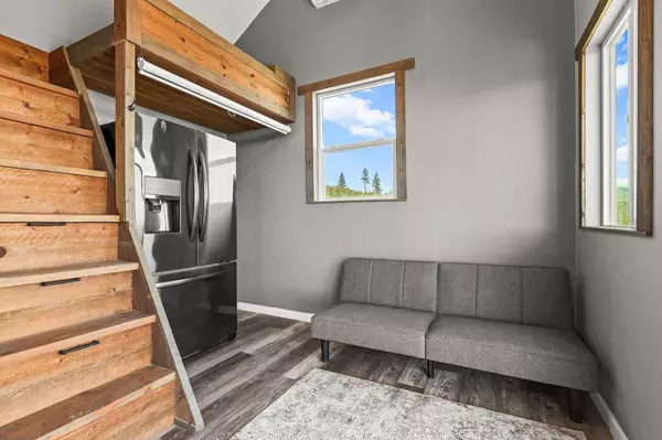 Redding, CA 96001,15938 Highland CIR