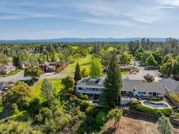 Redding, CA 96003,1526 St Andrews DR