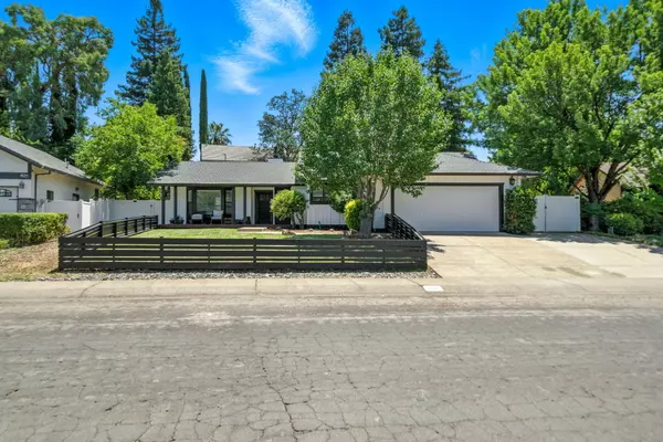 1683 Lakeside DR,  Redding,  CA 96001