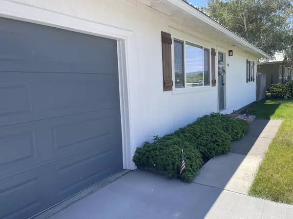 Bieber, CA 96009,507 Juniper ST