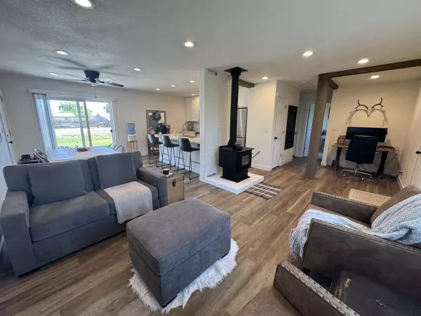 Bieber, CA 96009,507 Juniper ST