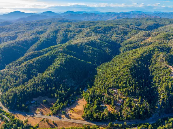 Round Mountain, CA 96008,000 Du Bois RD