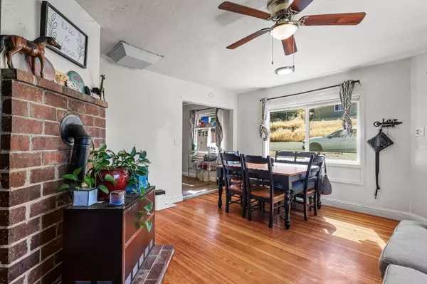 Redding, CA 96001,1859 Grandview AVE