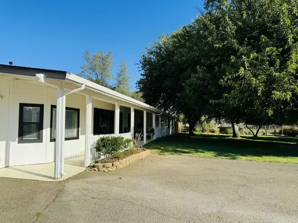 Palo Cedro, CA 96073,8596 Silver Bridge RD