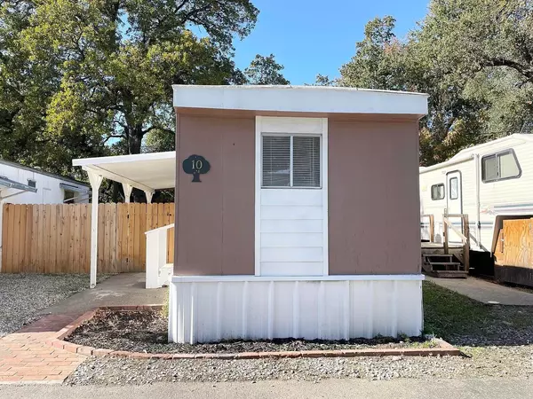 Redding, CA 96003,2237 Jewell LN