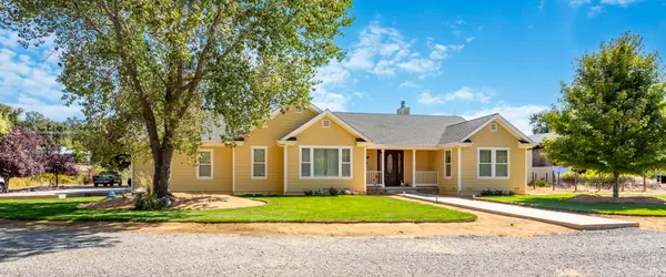 Bella Vista, CA 96008,22171 Meyer RD