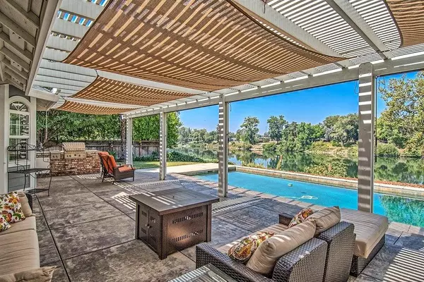 Red Bluff, CA 96080,300 Agua Verdi DR