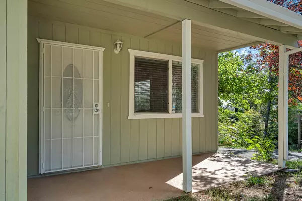 Redding, CA 96003,12097 Shaver LN