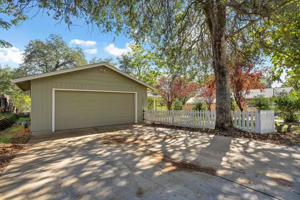 Redding, CA 96003,12097 Shaver LN