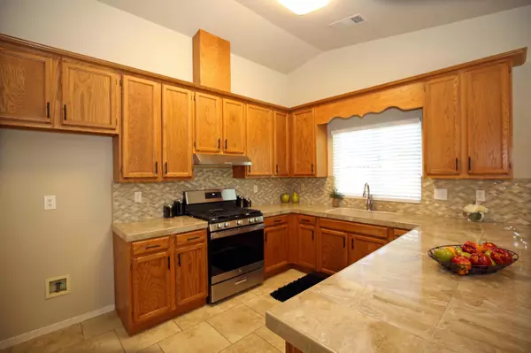 Redding, CA 96002,3591 Adams LN