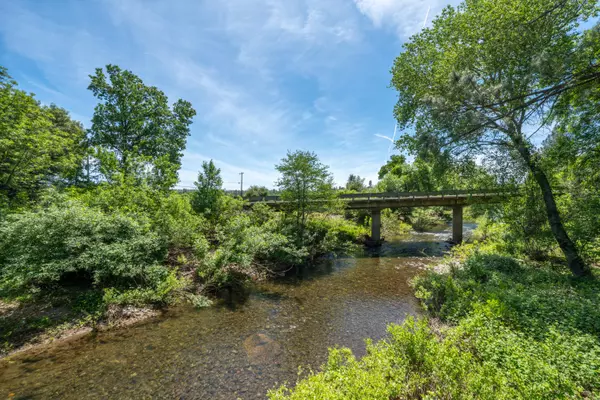 Anderson, CA 96007,24294 Dersch RD