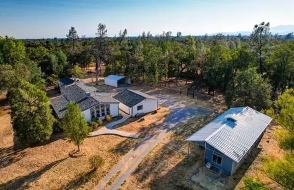 Redding, CA 96003,21533 Anron LN