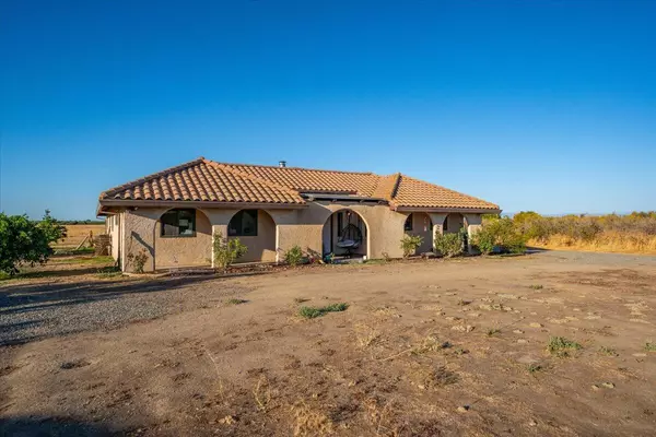 Corning, CA 96080,21550 Leaf AVE