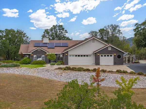 Redding, CA 96003,20636 Bernard WAY