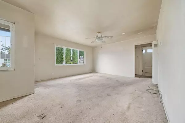 Redding, CA 96002,1106 2nd ST