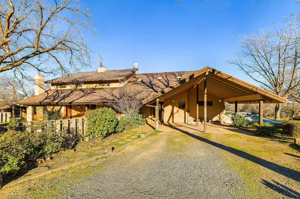 Cottonwood, CA 96022,19515 Smith LN