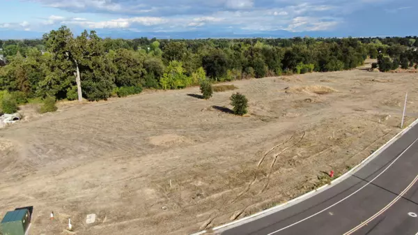 Anderson, CA 96007,East ST