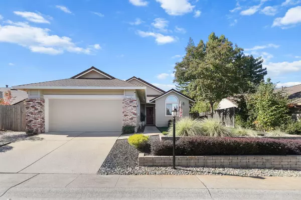 1156 Golden Gate TRL,  Redding,  CA 96003