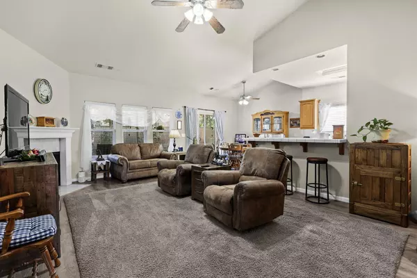 Cottonwood, CA 96022,22409 Plumas PL