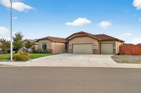 Redding, CA 96002,2846 Ukonom DR