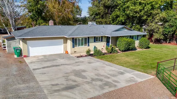 Anderson, CA 96007,21118 Merrill LN