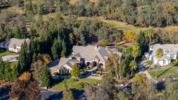 Redding, CA 96003,19566 San Vincente DR