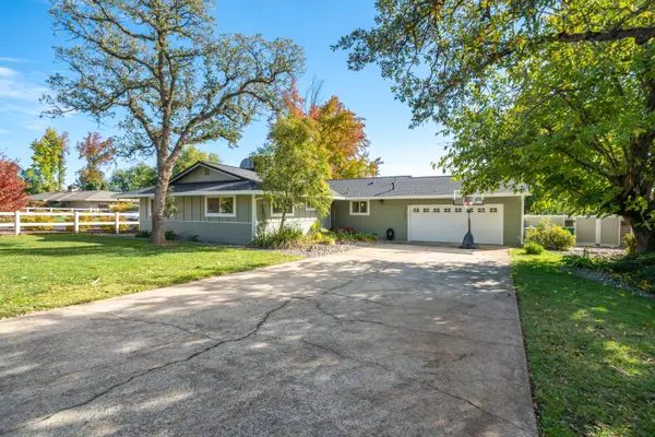 Redding, CA 96002,3195 Forest Hills DR