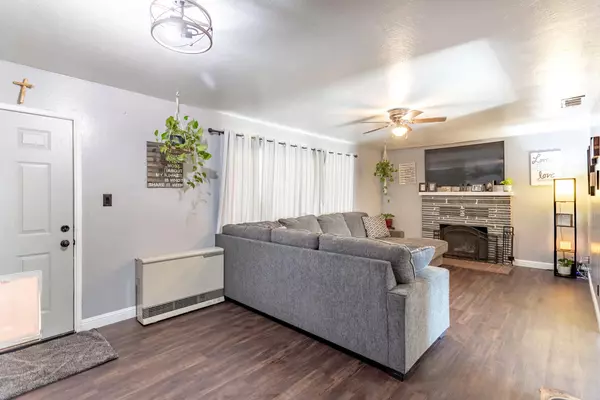 Redding, CA 96003,1514 Benton DR