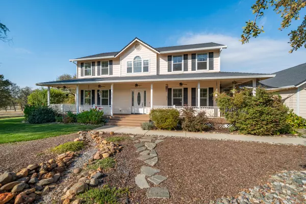 Redding, CA 96002,8180 Whispering Oaks RD