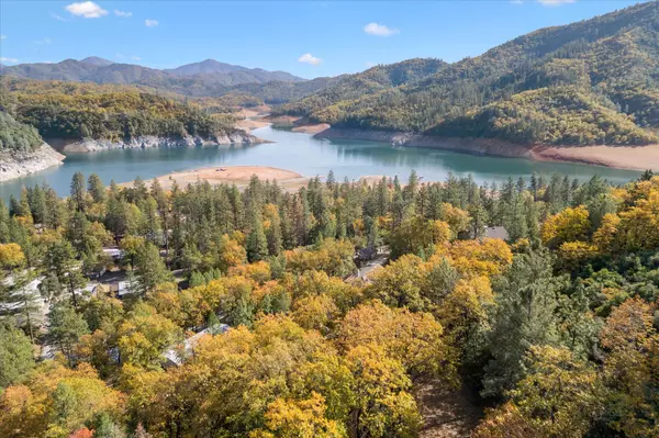 Lakehead, CA 96051,19720 Oak Knoll DR