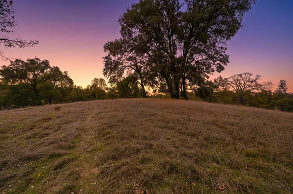 Redding, CA 96001,Deer Hollow CT