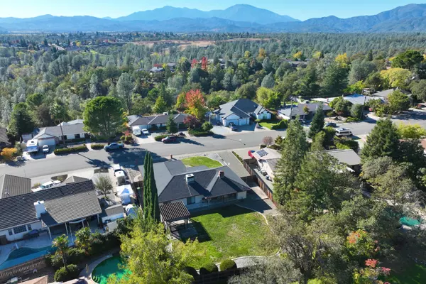 Redding, CA 96003,3122 Panorama DR