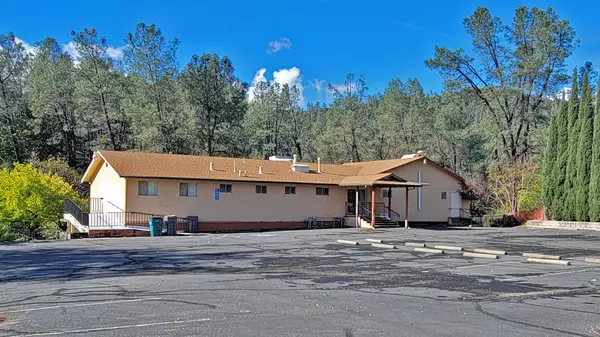 Shasta Lake, CA 96019,13834 Lake BLVD