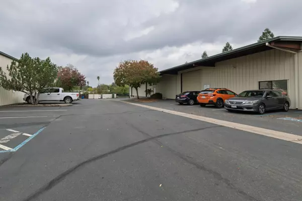 Redding, CA 96002,7658 Avianca DR