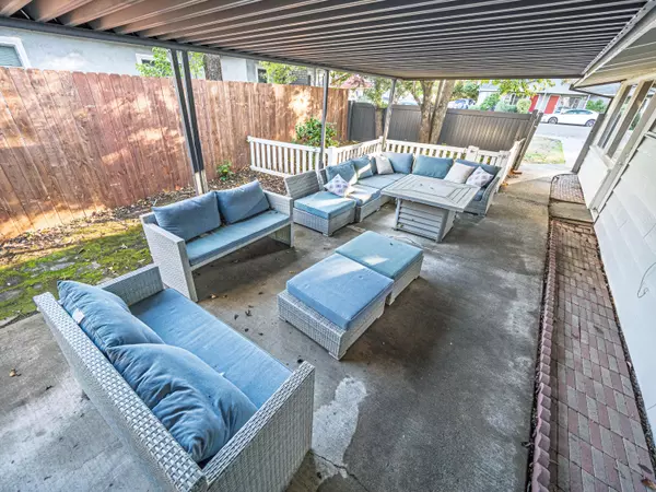 Redding, CA 96001,760 Locust ST