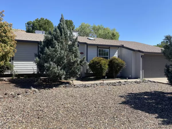 10360 E Oak Creek Valley DR Drive, Cornville, AZ 86325