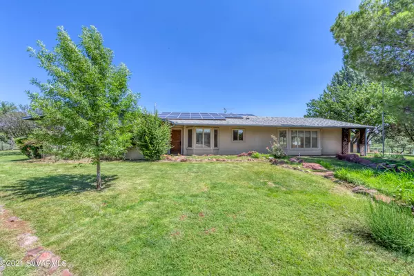 995 Sheepshead Crossing Rd Rd, Cornville, AZ 86325