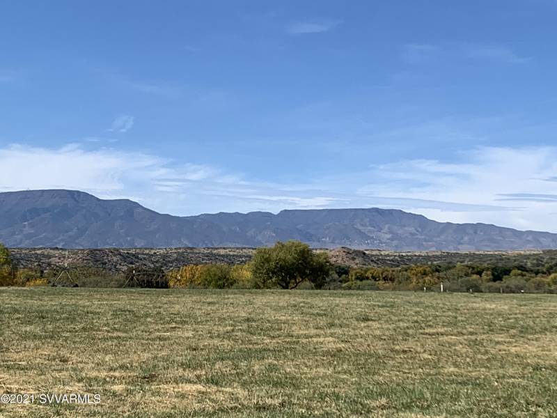 435 S Bonito Ranch LOOP Loop, Cornville, AZ 86325