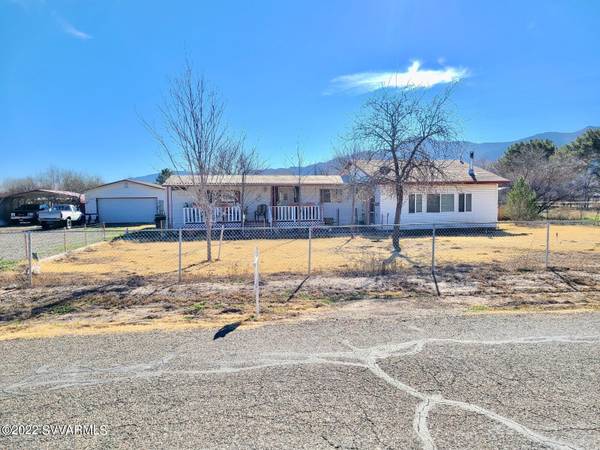 2135 S Squaw Peak Rd Rd,  Camp Verde,  AZ 86322