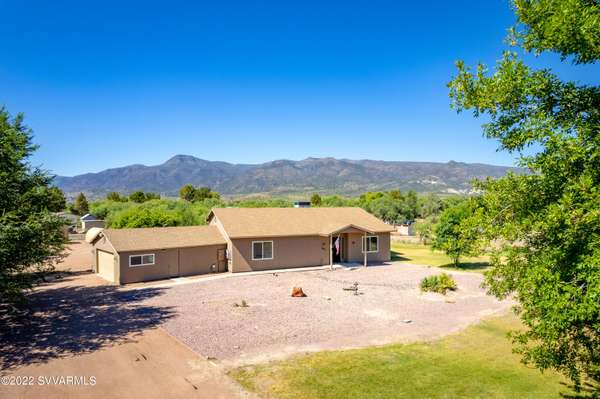 825 E Pine Mountain Rd Rd,  Camp Verde,  AZ 86322