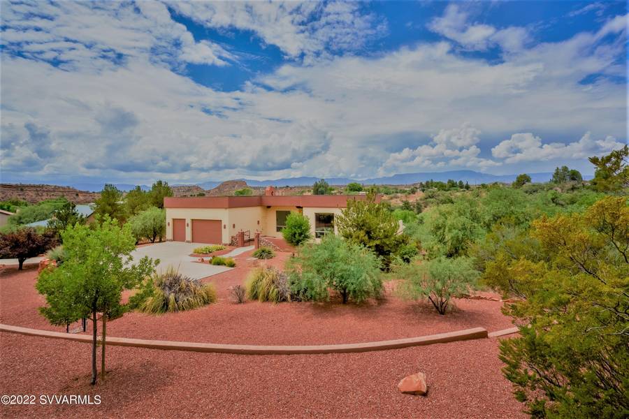 1820 S Creekside Bend, Cornville, AZ 86325